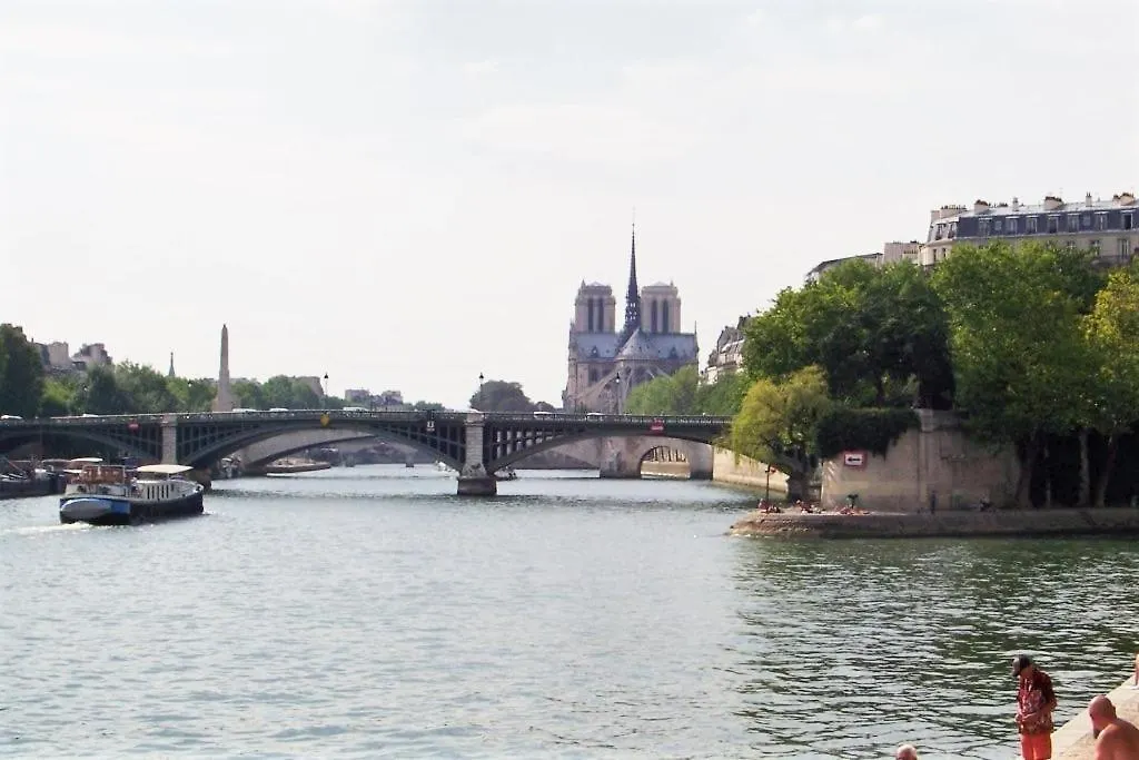 Apartment Studio Proche De La Seine Paris